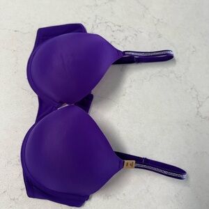 Victoria’s Secret pink vintage push up bra